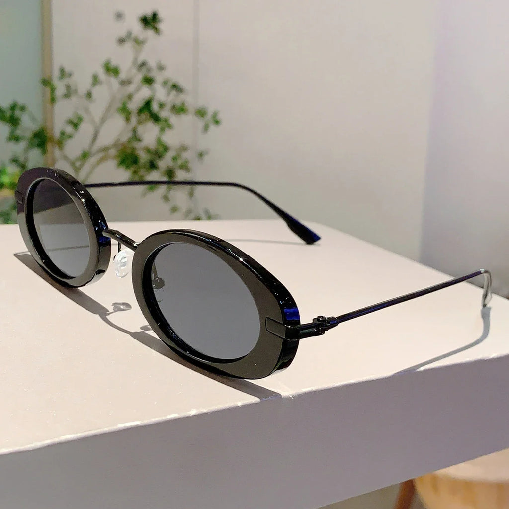 Lovelle Retro Oval Sunglasses